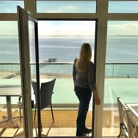 Ostseeblick-pearl * 佩尔泽哈肯